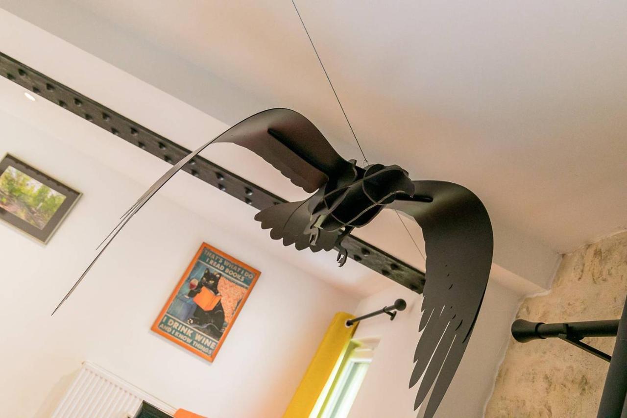 Le Corbeau Et Le Homard, Un Vrai Havre De Paix Dijon Exterior foto